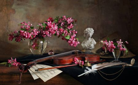 Still life with violin and flowers