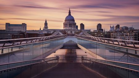 Millennium bridge leading towards St. Paul's church