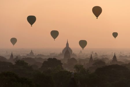Bagan, balloons flying over ancient temples
