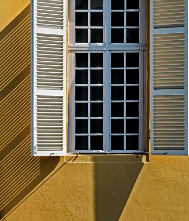 don't let the sunshine in