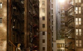 Tips for photographing tall buildings for long canvas prints